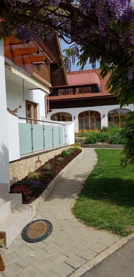 Hotel Garni Huegellandhof Neuhaus am Klausenbach Esterno foto